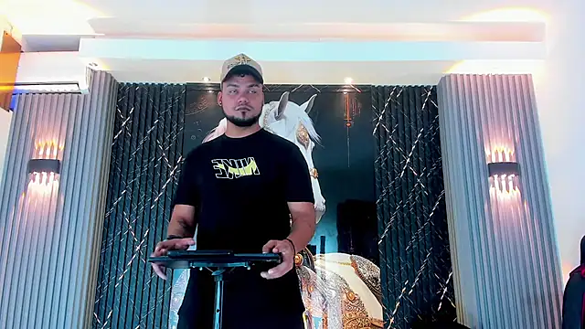 handsome boys22 online show from October 2025 12:17:01 PM