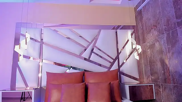 Catalina-Thompson online show from March 2026 12:00:02 PM