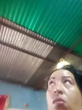 Laconcentidora online show from October 2025 09:15:02 PM