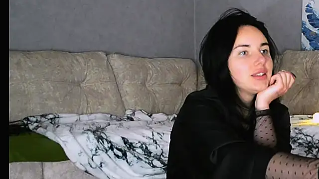 Kirunya online show from October 2025 09:38:01 PM