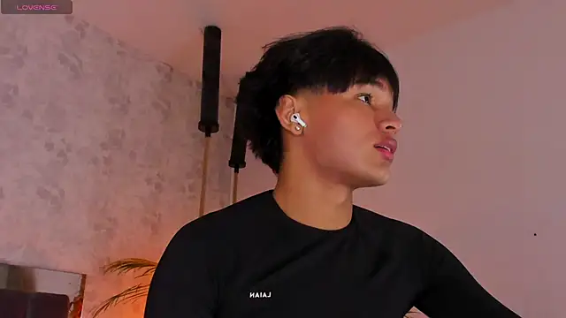 david lux online show from November 2025 12:05:02 PM