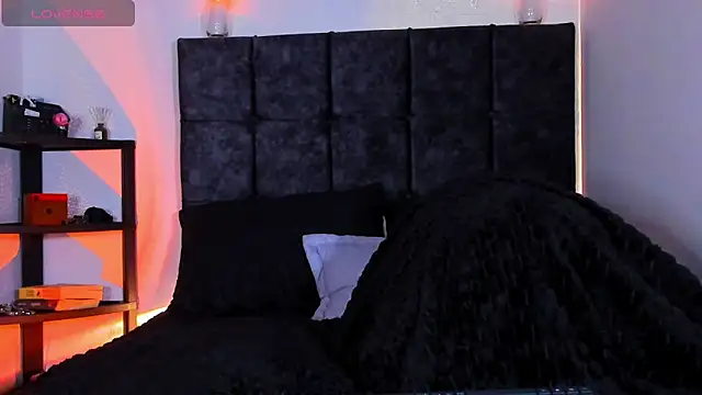 Theo Noxxx online show from October 2025 03:29:01 AM