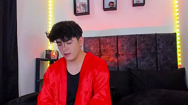 Theo Noxxx online show from October 2025 07:08:01 PM