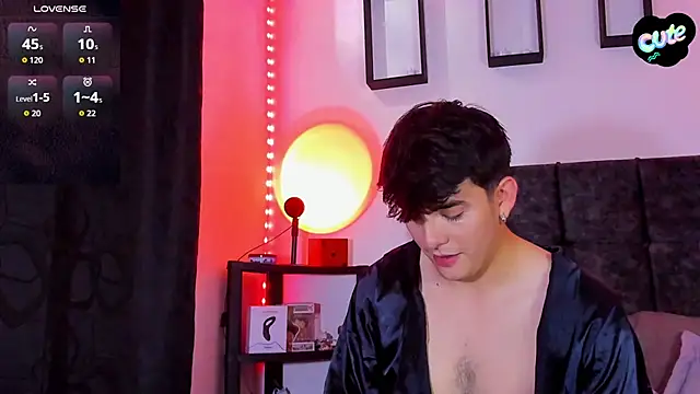 Theo Noxxx online show from November 2025 07:10:01 PM