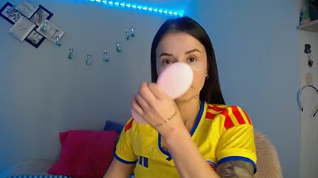 Emma sweet hot online show from June 2026 04:08:02 PM