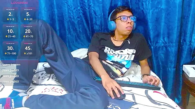 DavTwink3100 online show from February 2026 02:53:01 AM