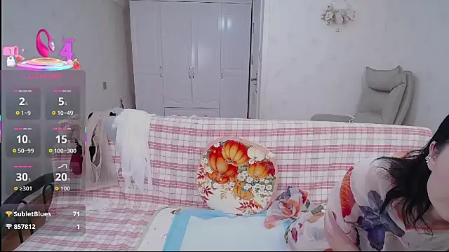 Snapshot of cuiduishengli chatting on November 2025 02:40:02 PM cuiduishengli online show from November 2025 02:40:02 PM