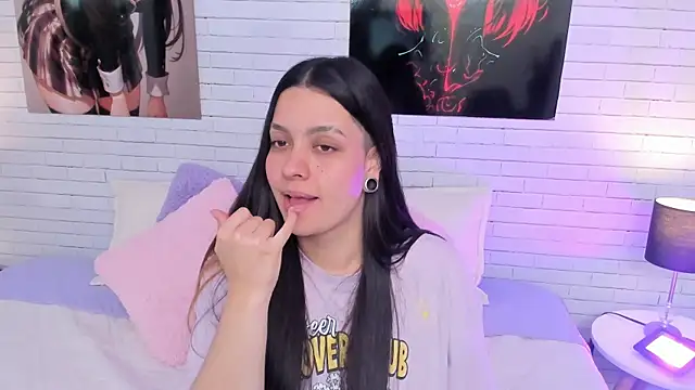 Zoe Murphy online show from November 2025 06:46:02 AM