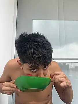 Snapshot of motomotoboy chatting on March 2026 08:37:02 PM motomotoboy online show from March 2026 08:37:02 PM