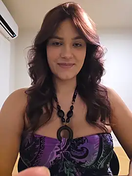 MiaRides19 online show from March 2026 06:18:02 PM