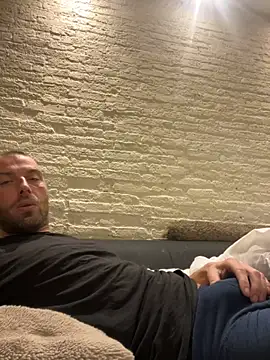 Rotteei1 online show from November 2025 07:01:02 PM