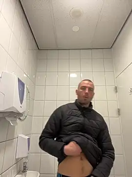 Rotteei1 online show from January 2026 09:36:01 AM