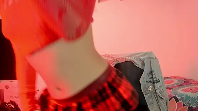 Nikki  uwu online show from April 2026 07:33:02 PM