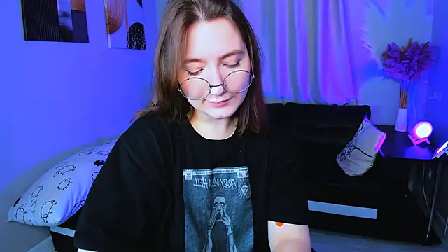 Snapshot of fairy_tara chatting on November 2025 06:18:02 AM fairy tara online show from November 2025 06:18:02 AM