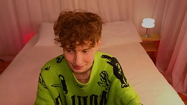 Snapshot of crisp1n chatting on February 2026 09:42:02 AM crisp1n online show from February 2026 09:42:02 AM