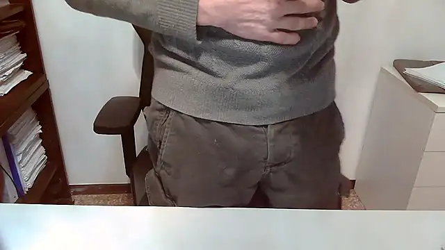 topg84 online show from December 2025 06:25:01 PM