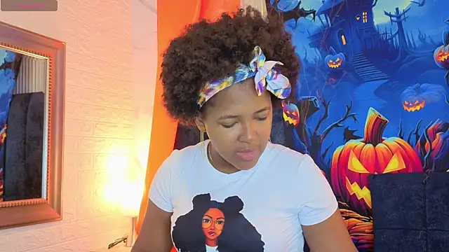 TianaLaRoux online show from October 2025 11:20:02 AM