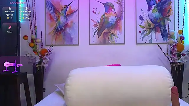 Snapshot of Scarlet_desiree chatting on November 2025 02:38:02 PM Scarlet desiree online show from November 2025 02:38:02 PM