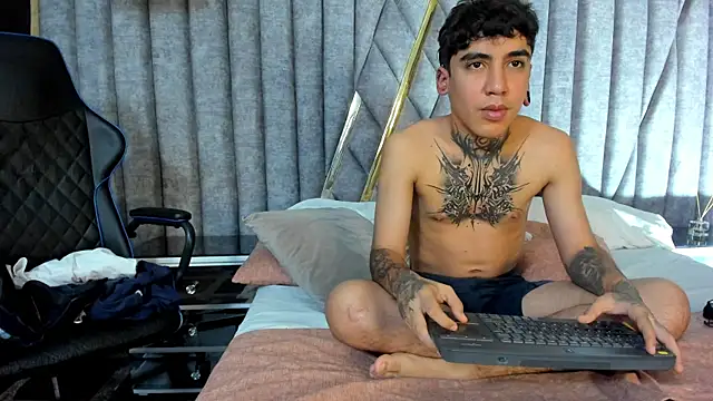 SantiOlsen online show from October 2025 05:57:01 PM