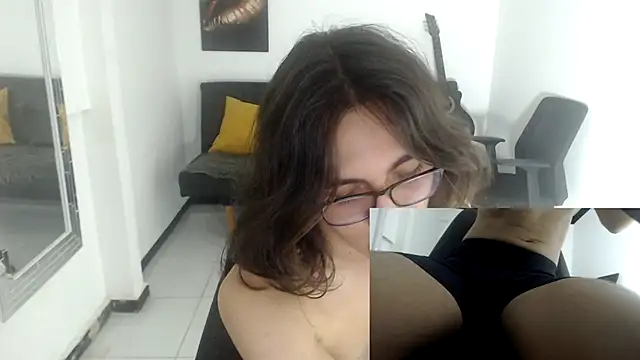 cory hot online show from November 2025 07:56:01 PM