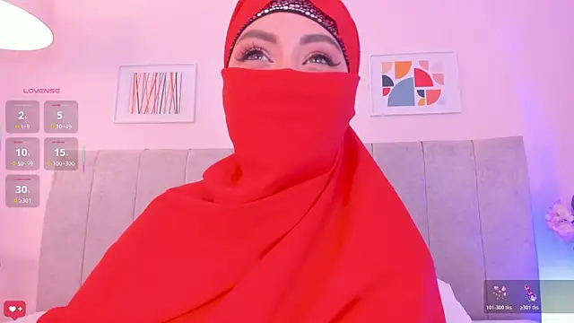 Snapshot of fatiima_ chatting on May 2026 07:11:02 PM fatiima online show from May 2026 07:11:02 PM