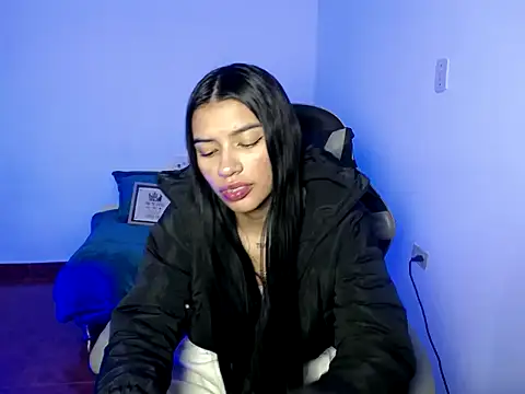 Snapshot of Babenik_666 chatting on November 2025 01:07:02 AM Babenik 666 online show from November 2025 01:07:02 AM