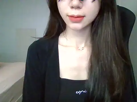 -Alicee- online show from October 2025 01:57:01 AM