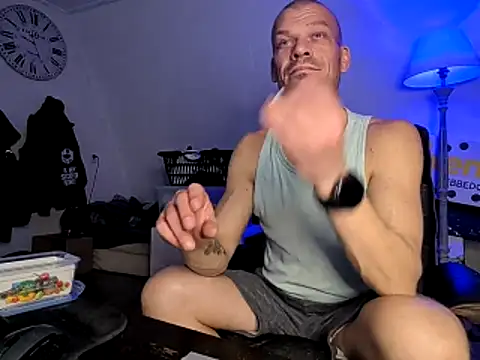 Kinky Play1 online show from March 2026 08:23:01 PM