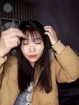 Fish yellow online show from November 2025 10:31:01 PM