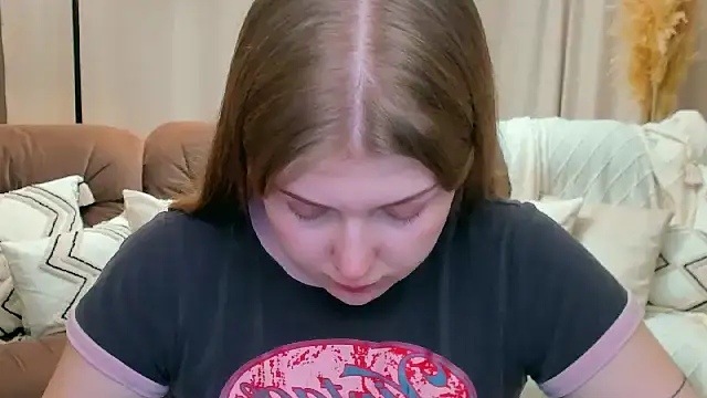 Stella Light online show from December 2025 04:30:02 AM