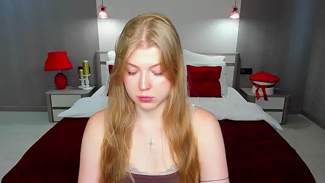 Snapshot of Stella_Light chatting on June 2026 12:25:01 PM Stella Light online show from June 2026 12:25:01 PM
