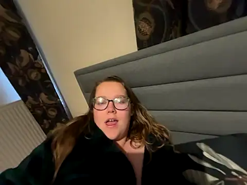 Scarletcum22 online show from December 2025 08:19:01 AM