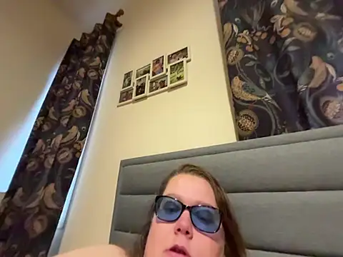 Scarletcum22 online show from February 2026 08:24:02 AM