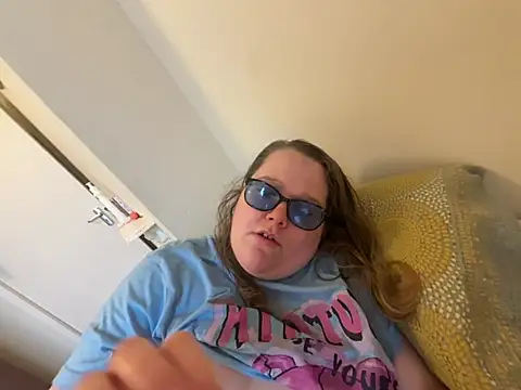 Scarletcum22 online show from February 2026 09:35:02 AM