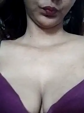 Aaliya BigBoobs 1 online show from May 2026 12:00:01 PM