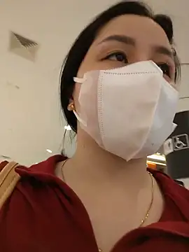 Snapshot of Mina-02 chatting on June 2026 11:42:02 AM Mina-02 online show from June 2026 11:42:02 AM