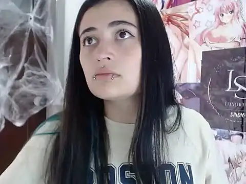 KittenMiss  online show from October 2025 07:45:02 PM