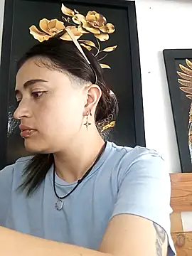 KittenMiss  online show from November 2025 07:26:01 PM