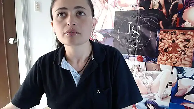 KittenMiss  online show from November 2025 07:58:01 PM