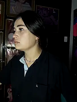 KittenMiss  online show from November 2025 07:40:03 PM