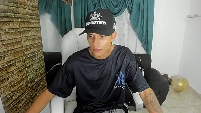 paul booy online show from November 2025 02:21:01 AM