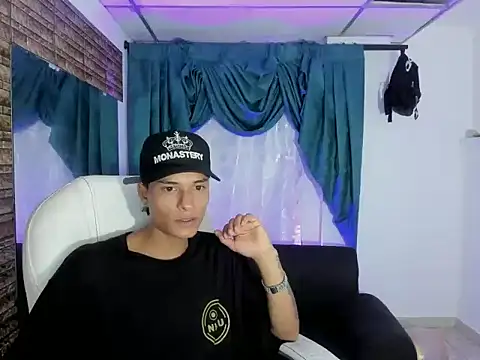 paul booy online show from November 2025 03:05:01 AM