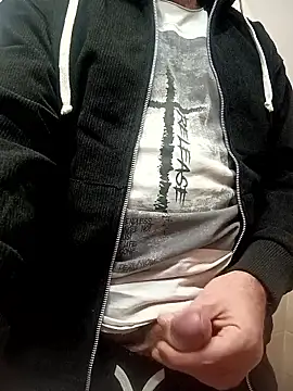 Romaeterna  online show from November 2025 10:36:01 PM