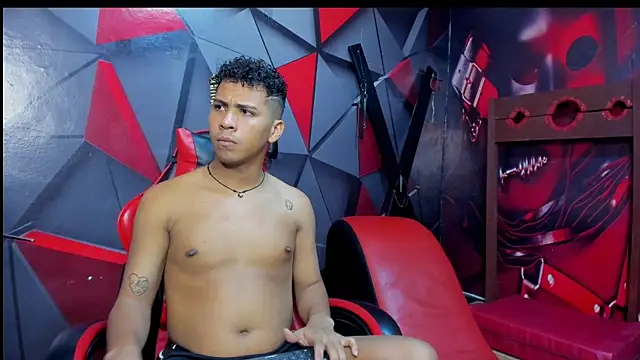 Raphael Latin online show from October 2025 04:16:01 AM