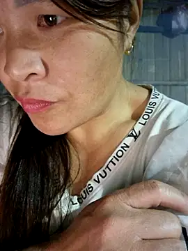 chipu06 online show from October 2025 01:39:01 PM