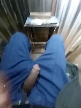 loVbRo1 online show from November 2025 09:17:01 PM