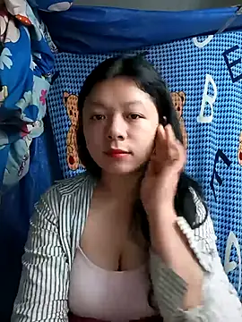 lisa-bae00 online show from February 2026 11:52:01 PM