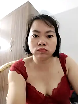 Deer nice online show from October 2025 03:01:01 PM