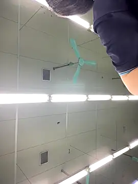 Deer nice online show from November 2025 04:36:01 AM