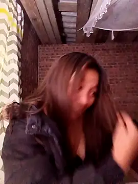 sowbibi online show from December 2025 12:12:01 PM